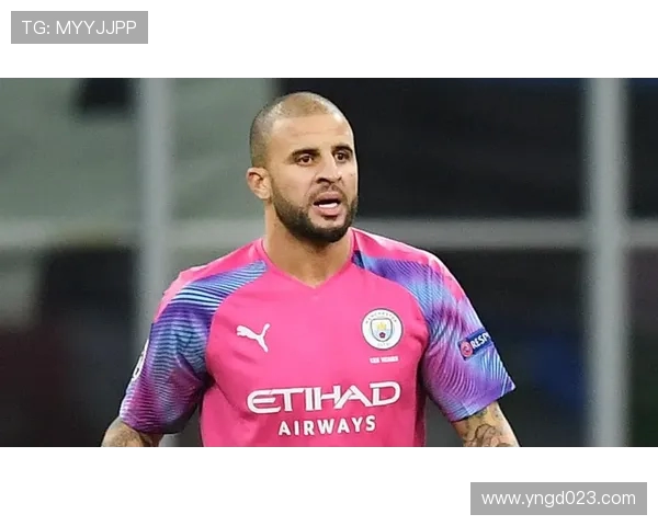 埃弗顿截胡费内巴切 沃克留英超冲击百场里程碑